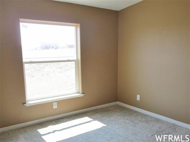 4365 E 5000 S, Vernal, UT 84078 — photo 7