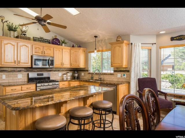 189 N 2230 E, St. George, UT 84790 — photo 11