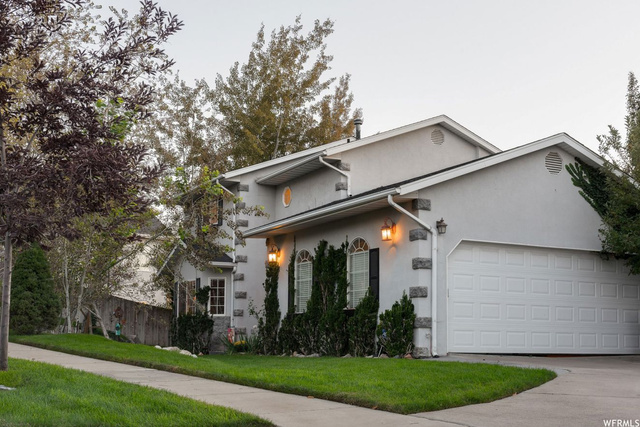 3758 Huntington Dr, Bountiful, UT 84010 — photo 4