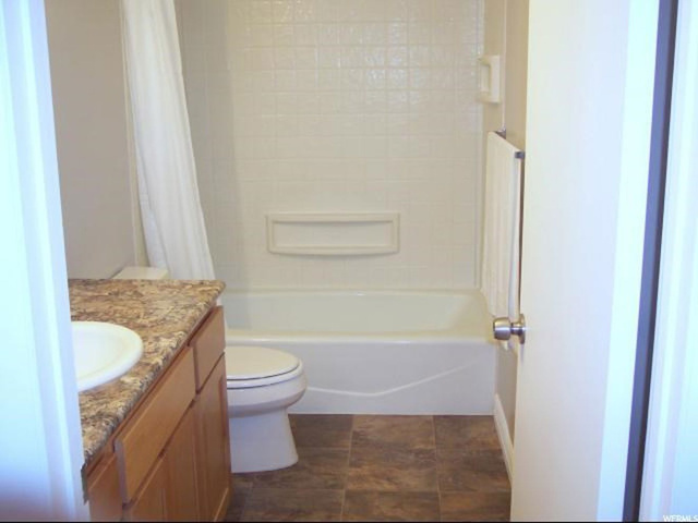 127 W 2100 N, Sunset, UT 84015 — photo 11