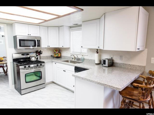 328 S 725 E, Layton, UT 84041 — photo 7