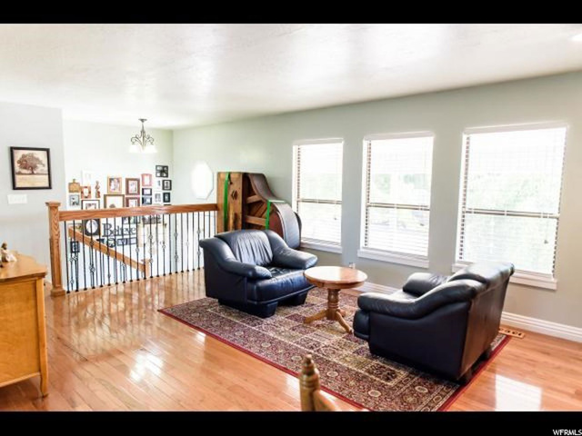 328 S 725 E, Layton, UT 84041 — photo 4