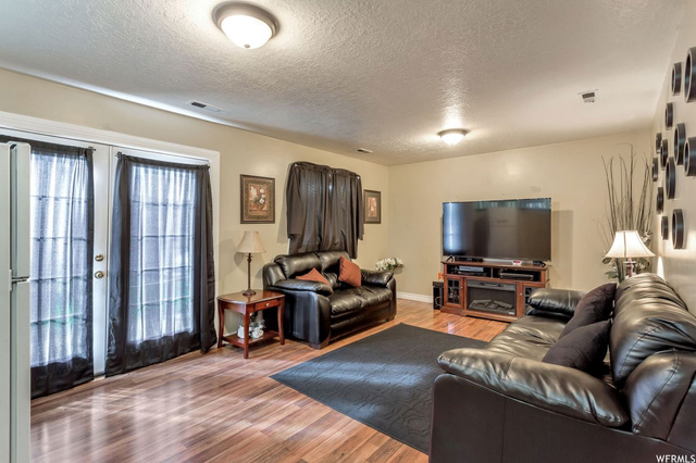 1927 N 950 W, Clinton, UT 84015 — photo 2
