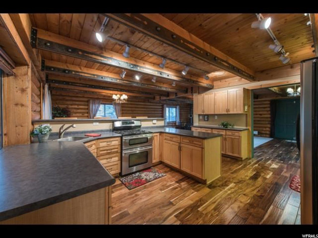 140 N Aspen Dr, Summit Park, UT 84098 — photo 4