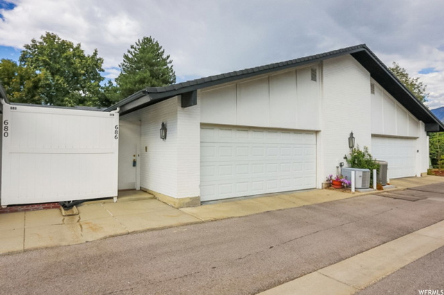 686 E 4119 S, Millcreek, UT 84107 — photo 2