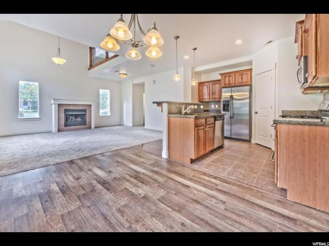 9047 S Heights Dr E, Sandy, UT 84094 — photo 5