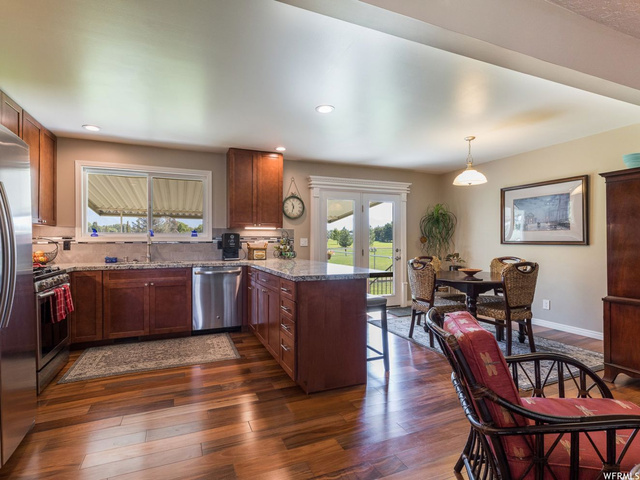 5368 S 3100 W, Roy, UT 84067 — photo 5