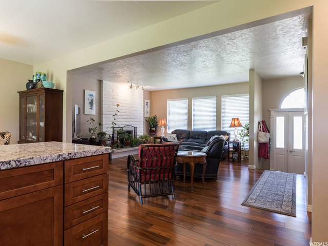 5368 S 3100 W, Roy, UT 84067 — photo 12