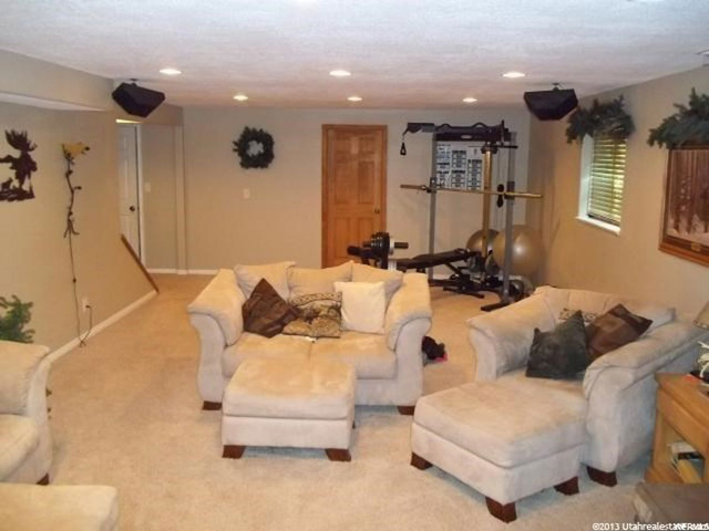 690 S 100 E, Preston, ID 83263 — photo 10