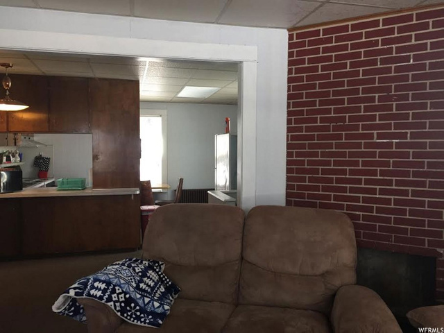 432 E 400 S, River Heights, UT 84321 — photo 11