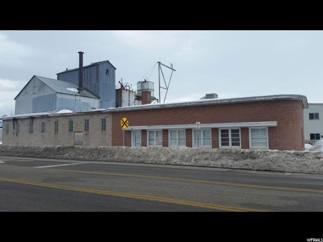 267 W Main St, Tremonton, UT 84337 — photo 2