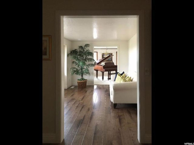 1537 E James Dr S, Fruit Heights, UT 84037 — photo 10