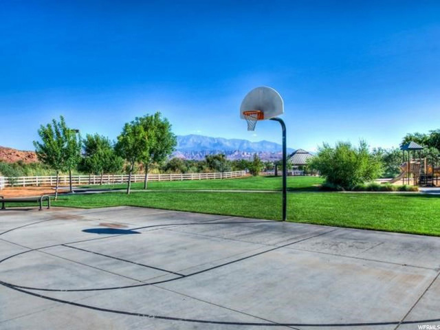 2439 E Lake Dr, St. George, UT 84790 — photo 4