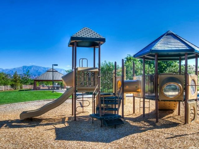 2439 E Lake Dr, St. George, UT 84790 — photo 3