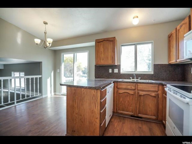 335 W 1775 N, Layton, UT 84041 — photo 10
