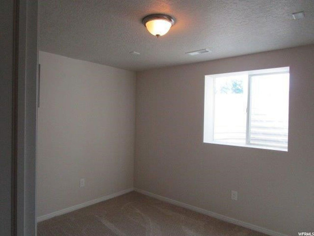 193 E Nicoletti Dr, Midvale, UT 84047 — photo 9