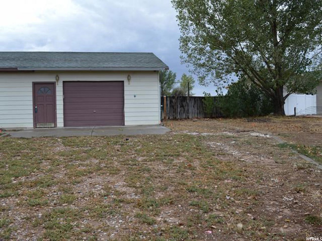 2450 E 4300 S, Vernal, UT 84078 — photo 2