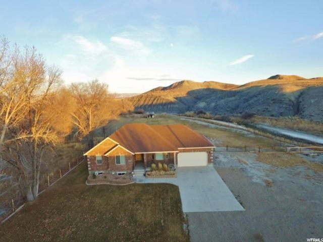 855 S 100 E, Wellington, UT 84542 — photo 4