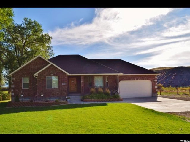 855 S 100 E, Wellington, UT 84542 — photo 2