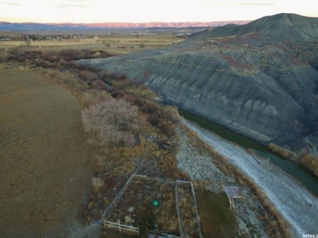 855 S 100 E, Wellington, UT 84542 — photo 11