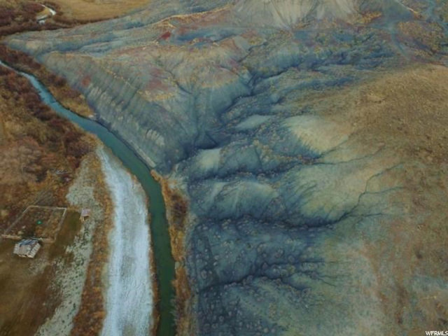 855 S 100 E, Wellington, UT 84542 — photo 8
