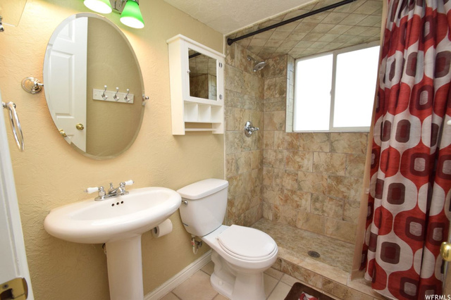 663 W 2575 N, Clinton, UT 84015 — photo 10