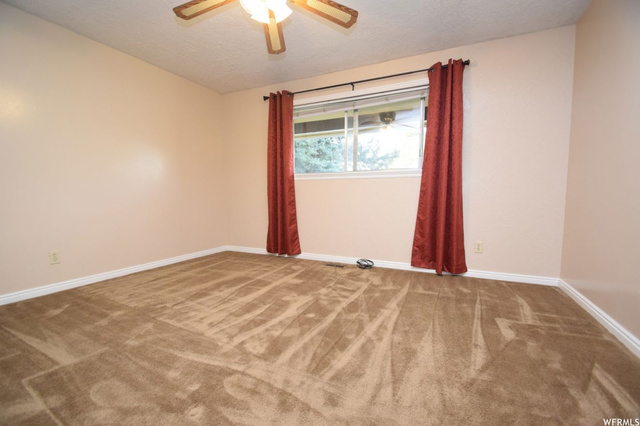 663 W 2575 N, Clinton, UT 84015 — photo 12
