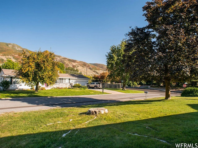 1245 E Green Rd, Fruit Heights, UT 84037 — photo 3