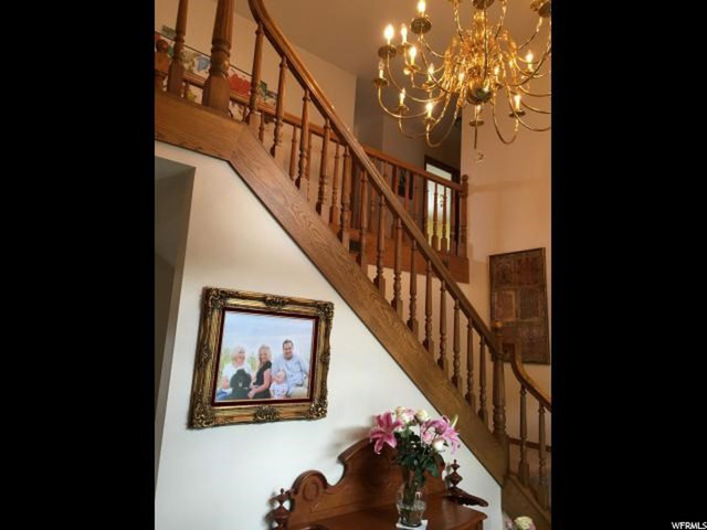 986 E Oakwood Dr S, Bountiful, UT 84010 — photo 10