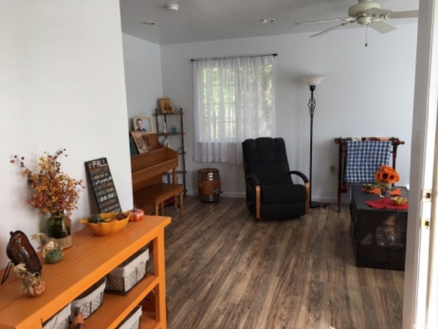 699 E. Main St E, Grantsville, UT 84029 — photo 10