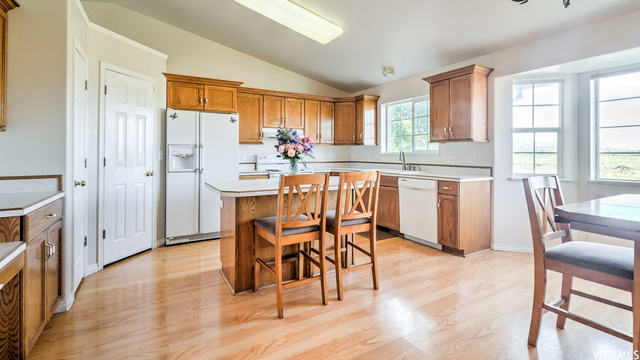 672 E 440 S, Hyrum, UT 84319 — photo 2