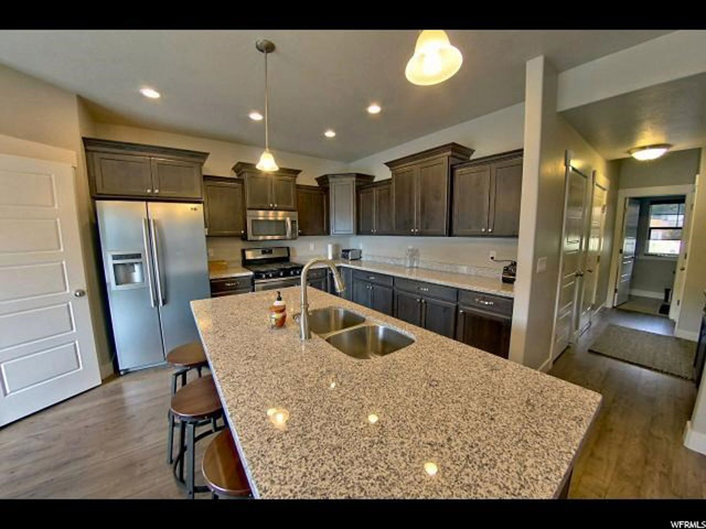 579 S 850 E, River Heights, UT 84321 — photo 2