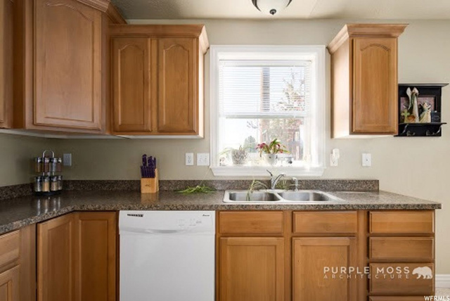 143 S Sam Gates Rd, Ogden, UT 84404 — photo 6