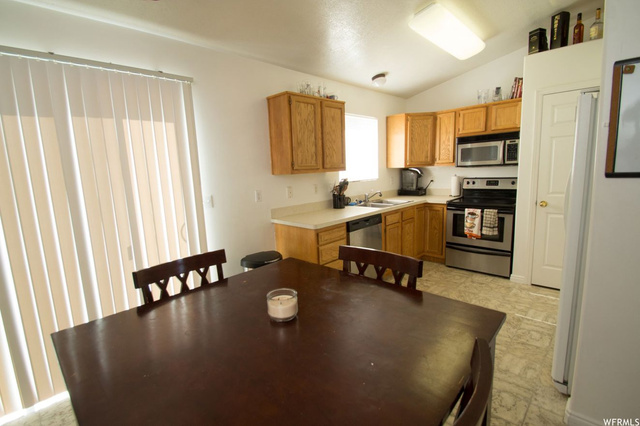 4033 W 4700 S, Roy, UT 84067 — photo 8
