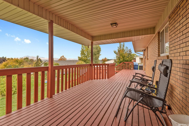 135 N 400 E, Hyde Park, UT 84318 — photo 2