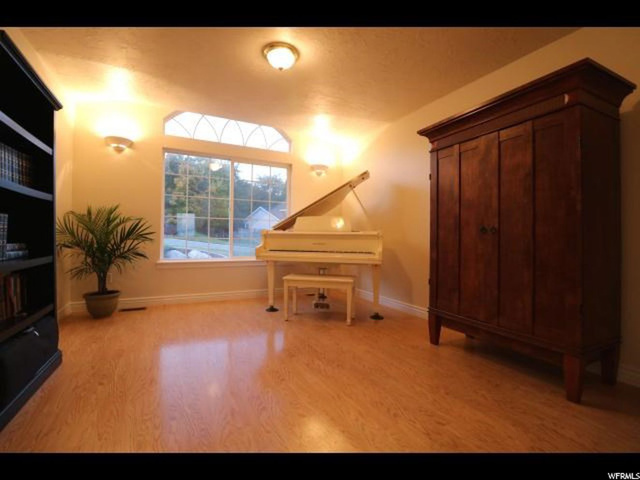 1434 E 2400 N, Layton, UT 84040 — photo 4