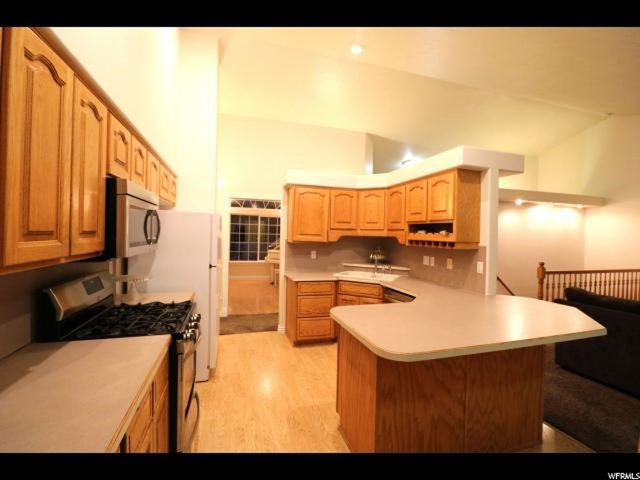 1434 E 2400 N, Layton, UT 84040 — photo 9