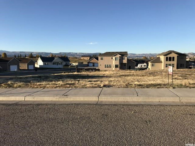 305 E 2970 S #39, Naples, UT 84078 — photo 4