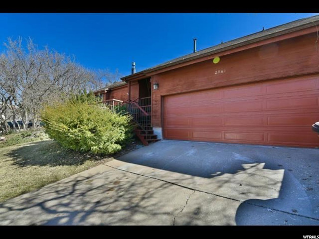 2961 S Windsor Ln E, Bountiful, UT 84010 — photo 2