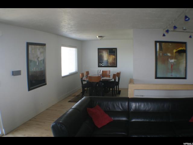 4592 S Stratton Dr E, Holladay, UT 84117 — photo 4