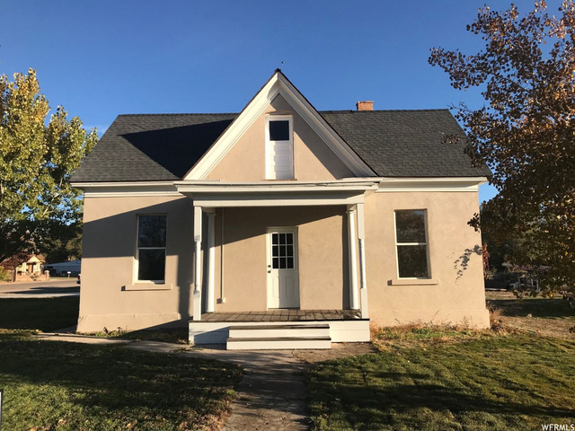 209 E 300 N, Richfield, UT 84701 — photo 4