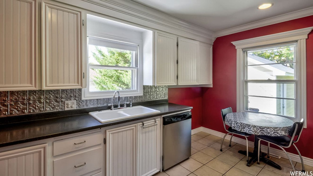 1326 E Swan St S, Ogden, UT 84401 — photo 5