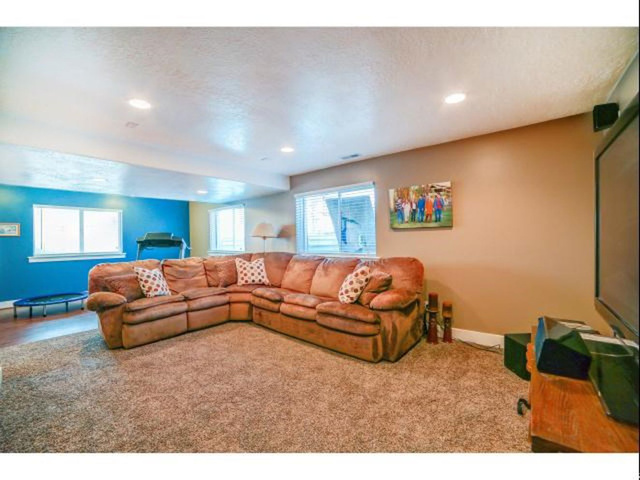 2441 N 2775 W, Clinton, UT 84015 — photo 6