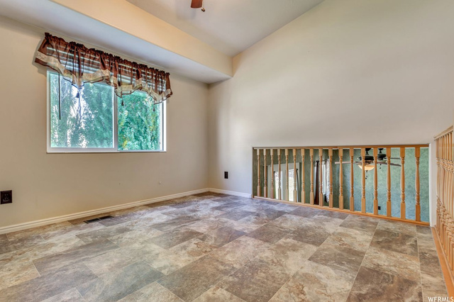 872 W 1220 N, Clinton, UT 84015 — photo 8