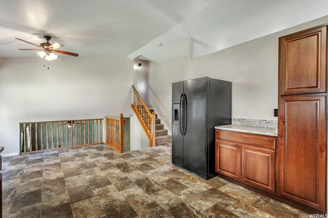 872 W 1220 N, Clinton, UT 84015 — photo 6