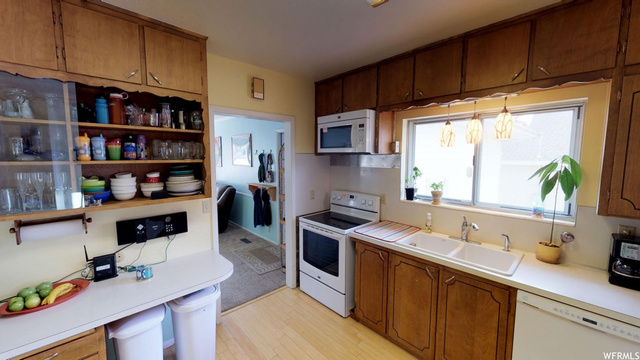 47 E 300 S, Hyrum, UT 84319 — photo 4
