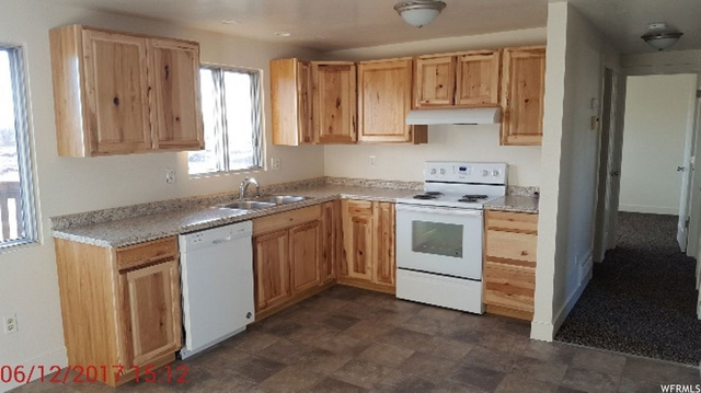 446 E 700 S, Roosevelt, UT 84066 — photo 3