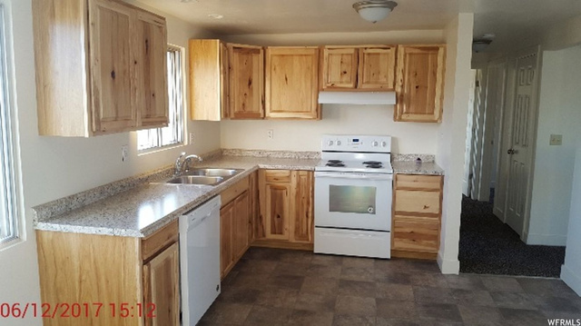 446 E 700 S, Roosevelt, UT 84066 — photo 4