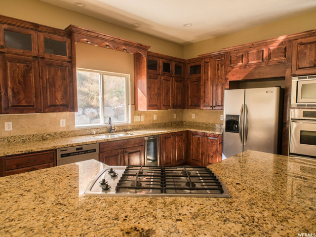 1162 E 3200 S, Bountiful, UT 84010 — photo 3