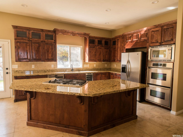 1162 E 3200 S, Bountiful, UT 84010 — photo 2